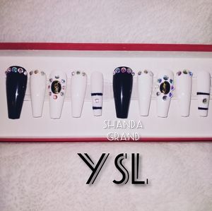 Lux Press-On Nails (Coffin Shape)